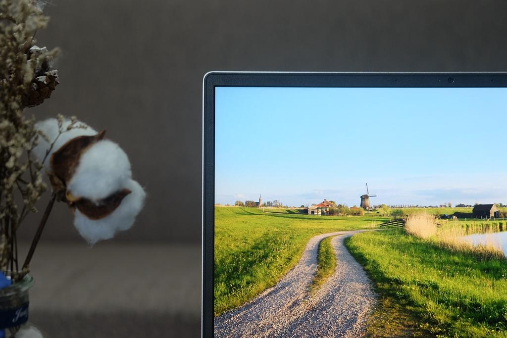 专注轻薄生产力，让你不花冤枉钱，宏碁新蜂鸟Swift3评测分享