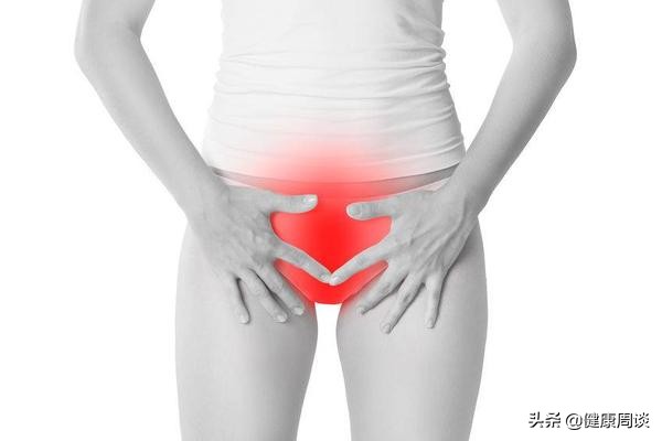 为什么女性“下面”也会长“痘痘”？医生道出实情，别难为情