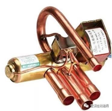 空调制热时四通阀是一直通电吗,空调制热四通阀的工作原理