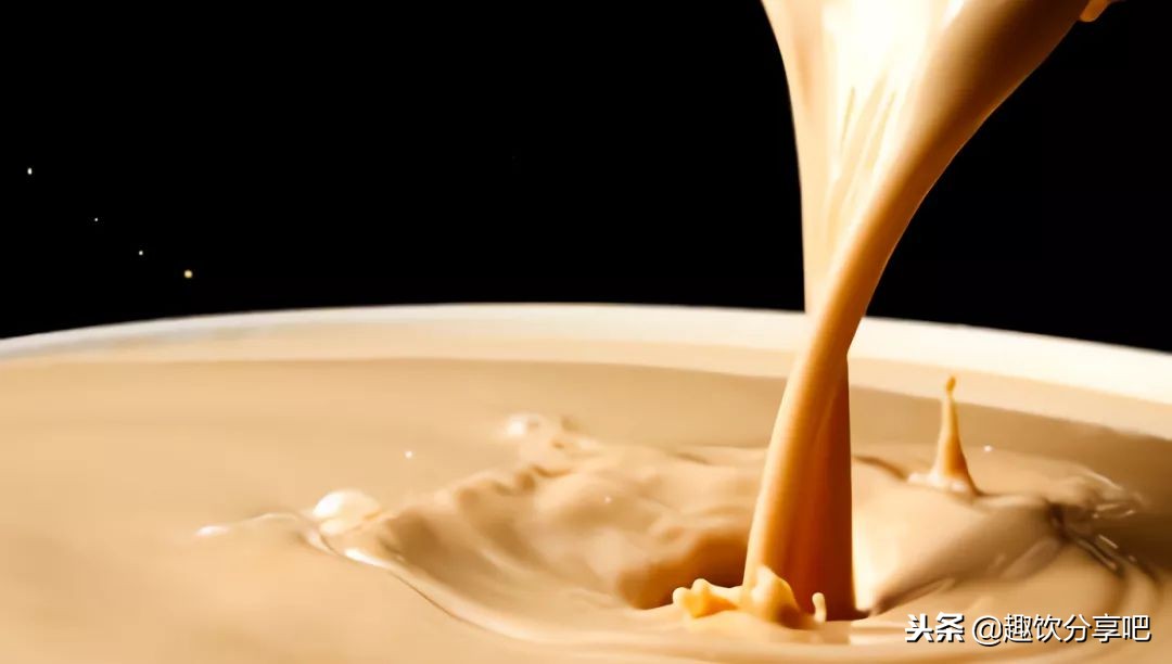 奶茶浓奶调法,奶茶的浓奶怎么调