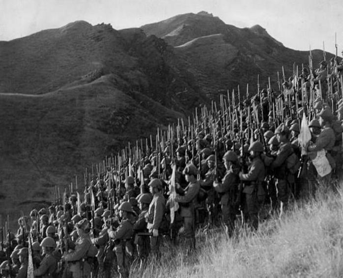 日*用军**50万根毛竹，想要围困粟裕，不料毛竹却被群众拆回家编筐