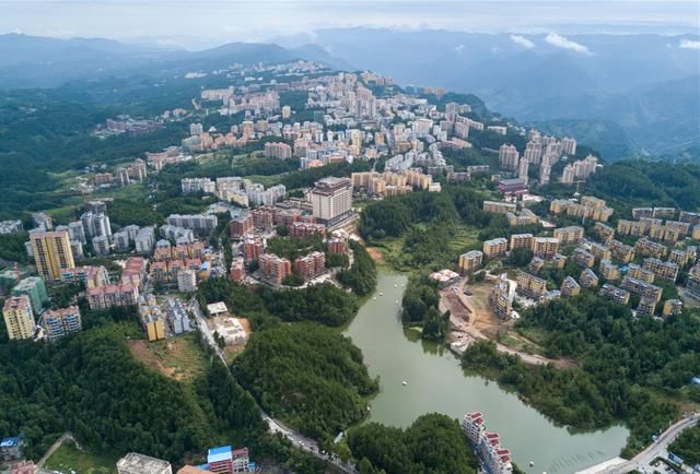 重庆夏天最好的避暑胜地有哪些,重庆适合避暑的地方有哪些