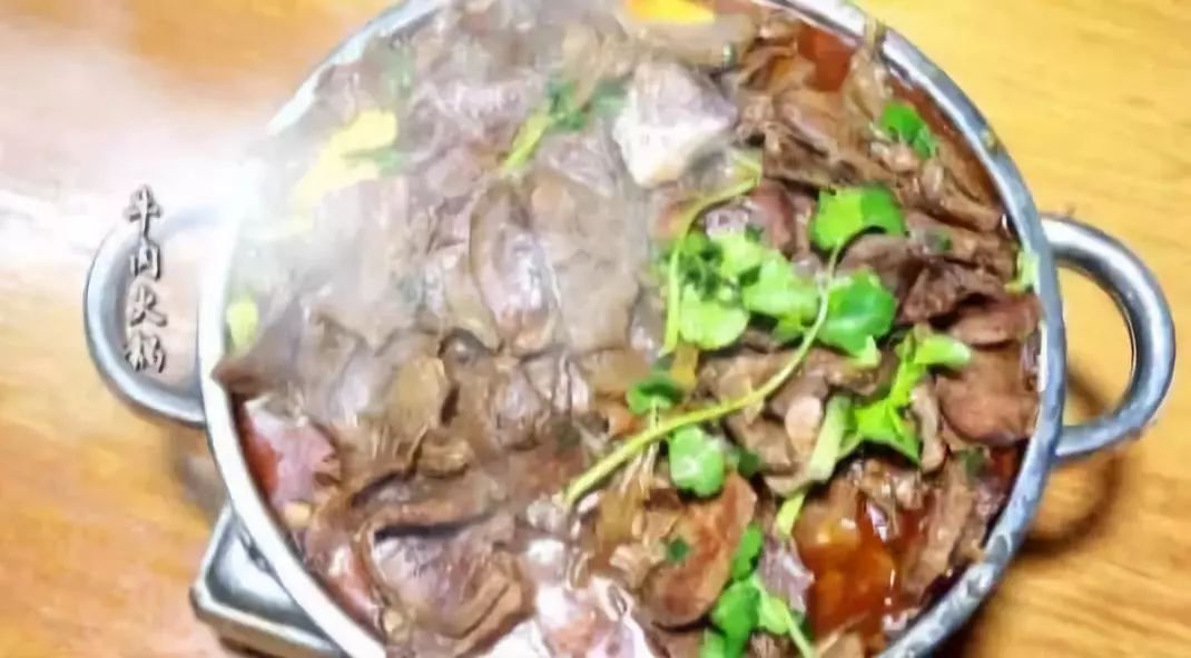 开了三十年的牛肉汤馆,开了十几年的牛杂店