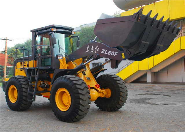 洛阳一拖第一台拖拉机,洛阳一拖小四轮拖拉机