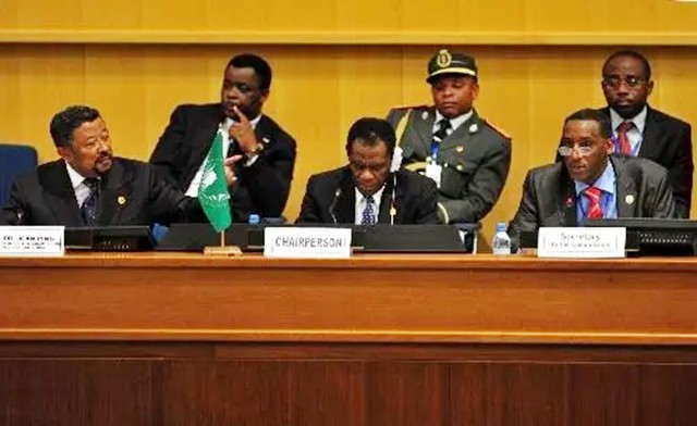 赤道几内亚的国家,赤道上的几内亚