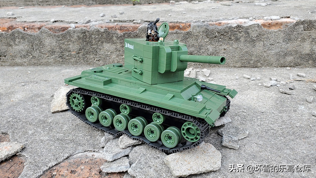 kv2重型坦克高清照片,kv2重型坦克真实视频