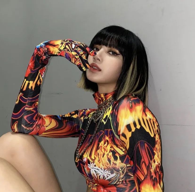 jennie甜酷风穿搭,jennie新造型lisa同款穿搭