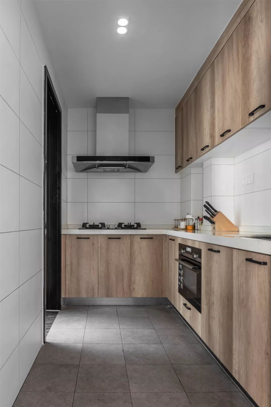 橱柜配色显高级的颜色,新中式厨房橱柜用啥颜色好看大气