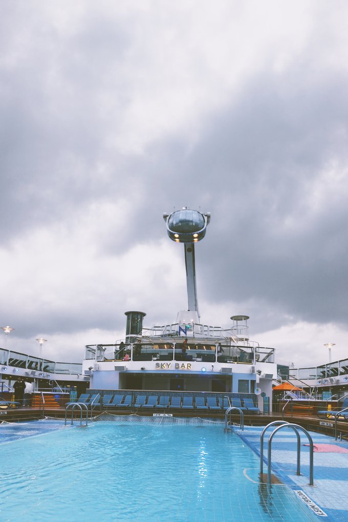 和老人小孩一起旅游,八天七晚豪华游轮旅游