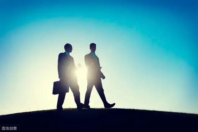 想创业，还不知道做什么的朋友有福了，月入三十万没有问题