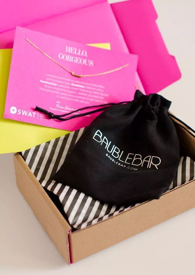 戴腻了千篇一律的珍珠星星饰品？换这5款饰品levelup你的穿搭