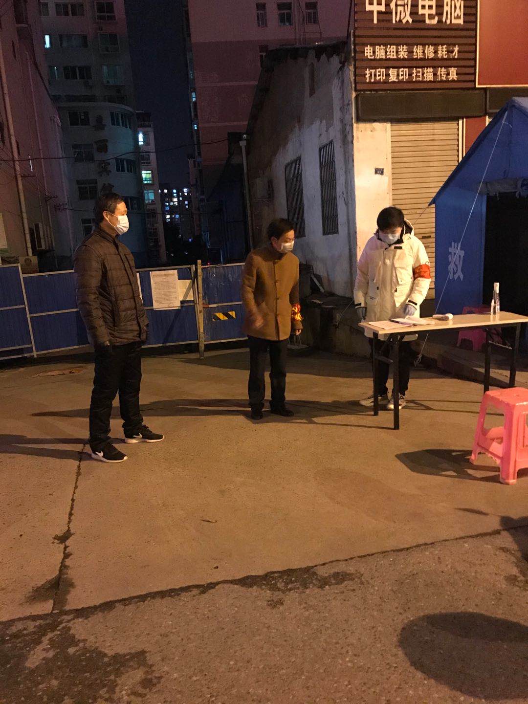 黄州区桐梓岗社区战疫逆行“群英谱”