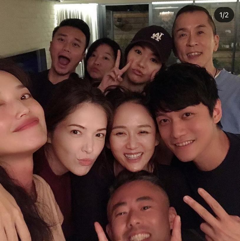 44岁的陈乔恩找到真爱的状态真好,陈乔恩微博晒照引热议