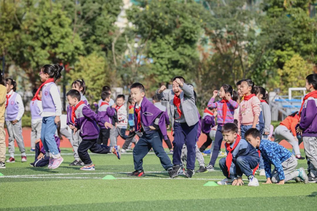 共建活动|支云狼兵走进南通紫琅一小，共度冲甲三周年纪念日