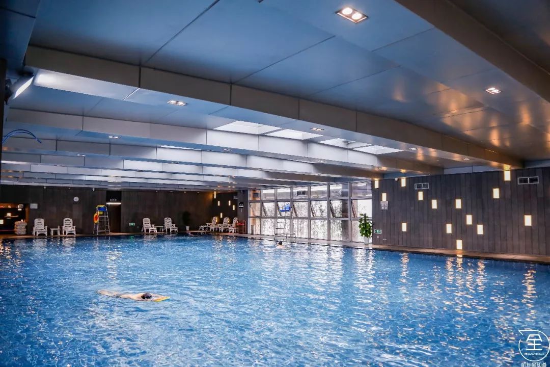 就在明天！西溪印象城年中庆开启！买800送400！AJ限量款发售