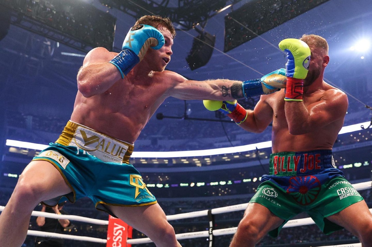 阿瓦雷兹重拳,阿瓦雷兹挨到重拳