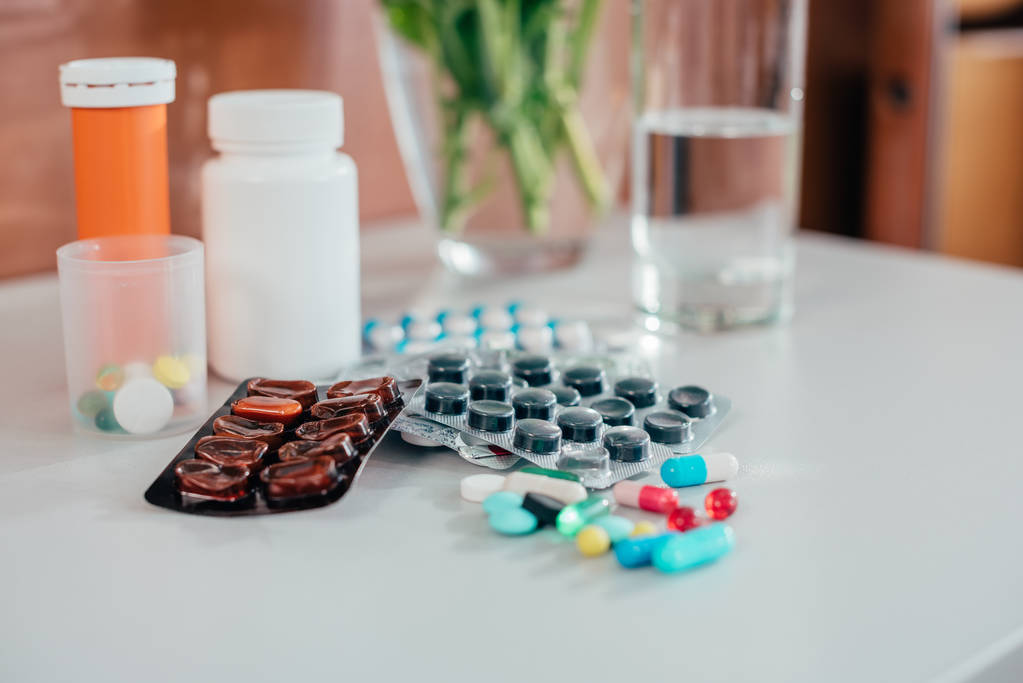 感冒初期吃药症状变严重了,感冒应该立刻吃感冒药吗