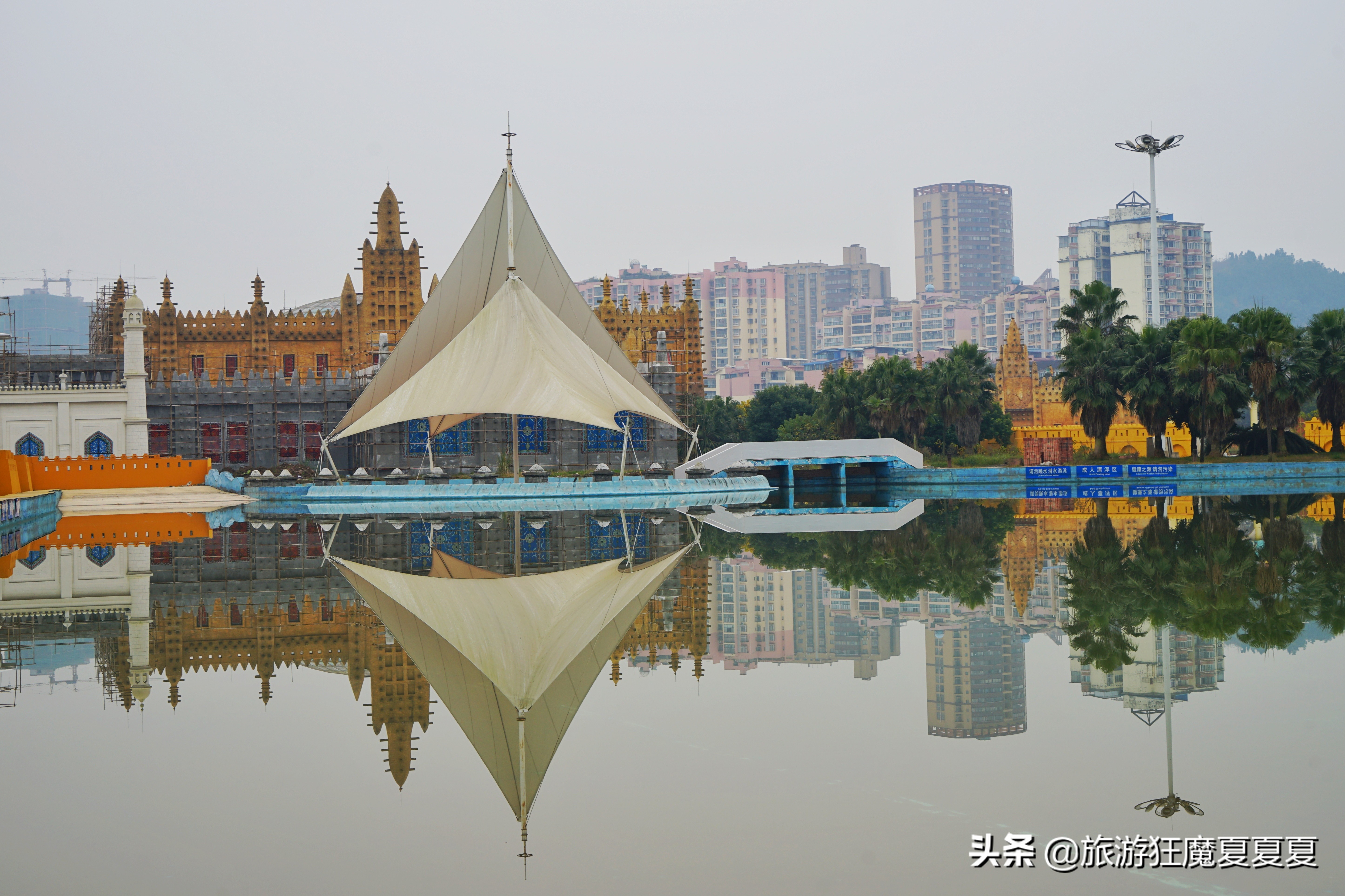 四川大英明明地处内陆,却因“海”而出名,不会游泳也能漂浮水上