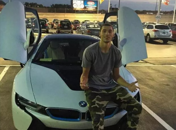 NBA球员的座驾：姚明太低调，库里钟爱保时捷，拉文买碟中谍同款