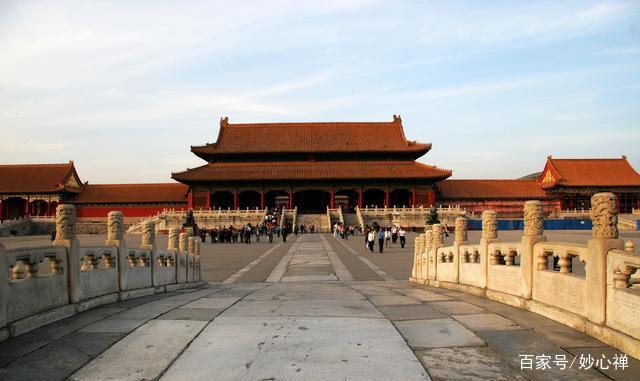 记住了,吹牛的时候用的到:“中国四大”