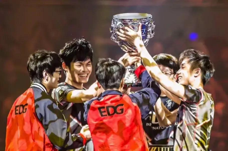 edg活动哪里领取皮肤,edg冠军庆典15款皮肤