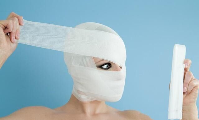 为什么不建议女人割“双眼皮”?主要有这4方面原因,庆幸没跟风