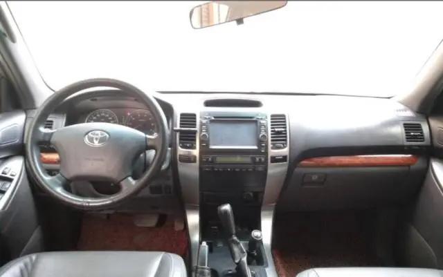 10年4.0t丰田霸道现在二手多少钱,买了一台2011年的丰田霸道值不值