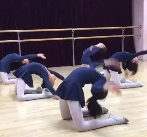 小孩学舞蹈瘫痪的案例,5岁女孩练舞蹈导致瘫痪
