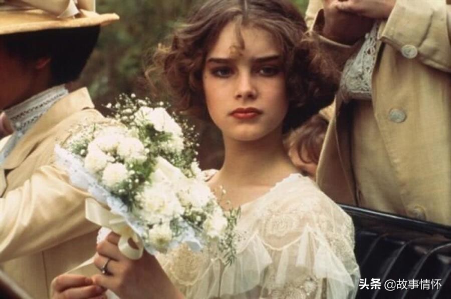 她被称为世界第八大奇迹，曾与迈克尔·杰克逊是青梅竹马，