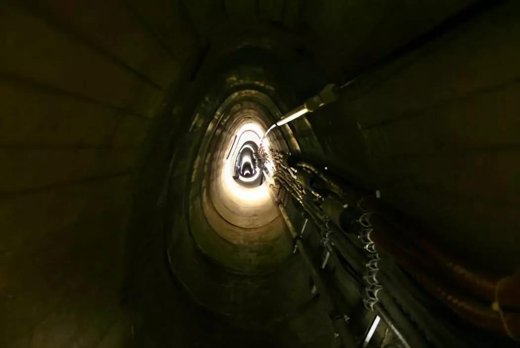 你看过的黄片,可能存在一个叫赛博庞克的国家里