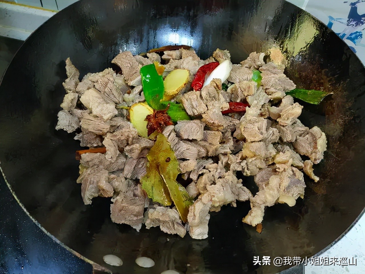 炖牛肉为什么会烂糊,炖牛肉为什么硬