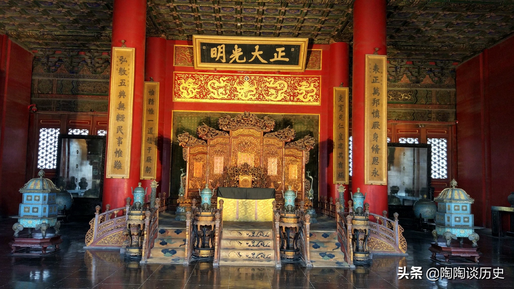 历史上真正的雍正皇帝好色吗,细说历史上雍正皇帝如何对待他