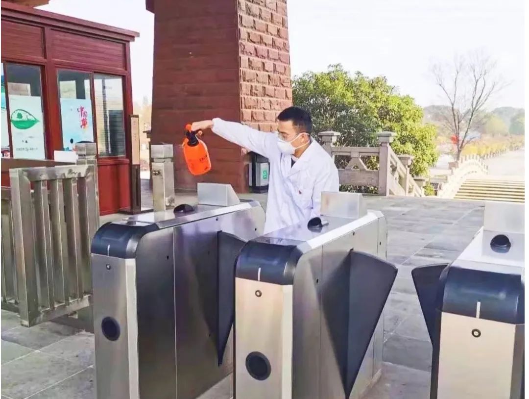 穹窿山国家森林公园接待游客,穹窿山景区旅游感受