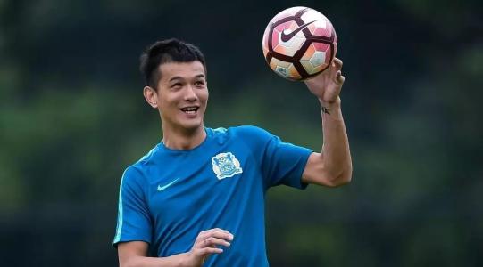 锋线主力缺阵让富力联赛举步维艰！球迷期待他早日王者归来