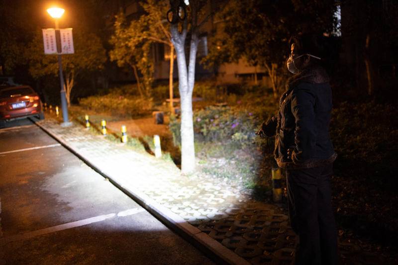 家居必备的实用型小工具，XTAR照明充电礼包体验