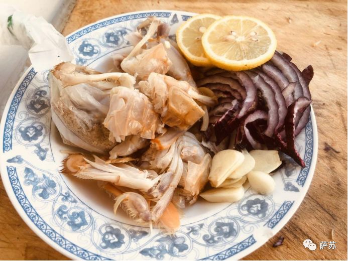 两只虾做三道菜,两只虾做三道菜一汤