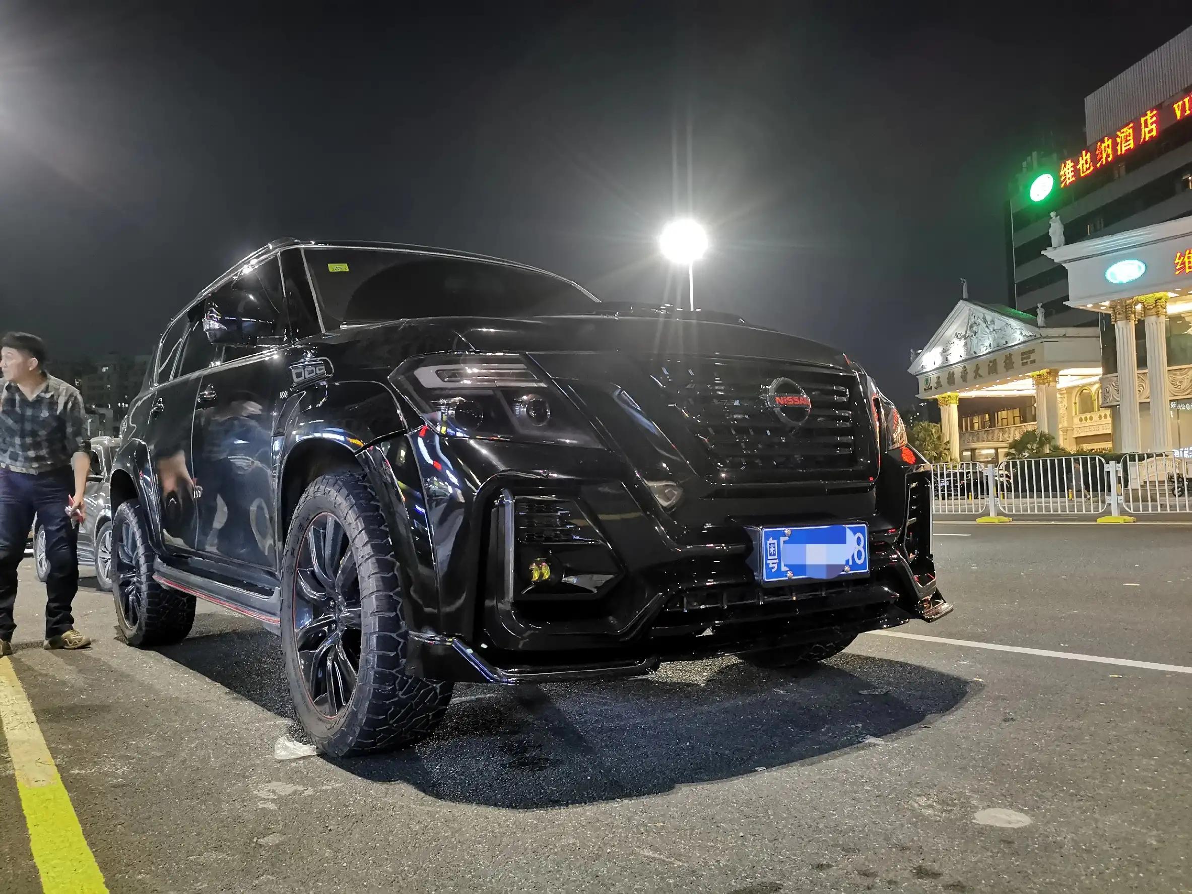 18款途乐y62黑武士改装,三排最舒服的suv途乐y62