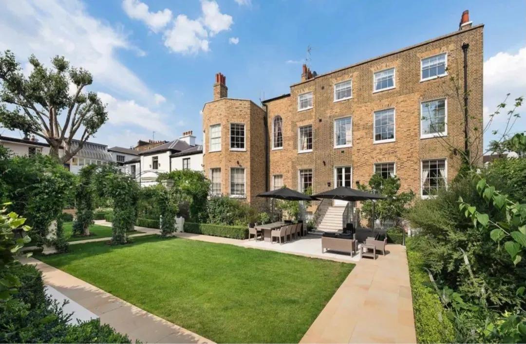 f1前掌门人对外宣布当爹,f1前总裁多少岁了