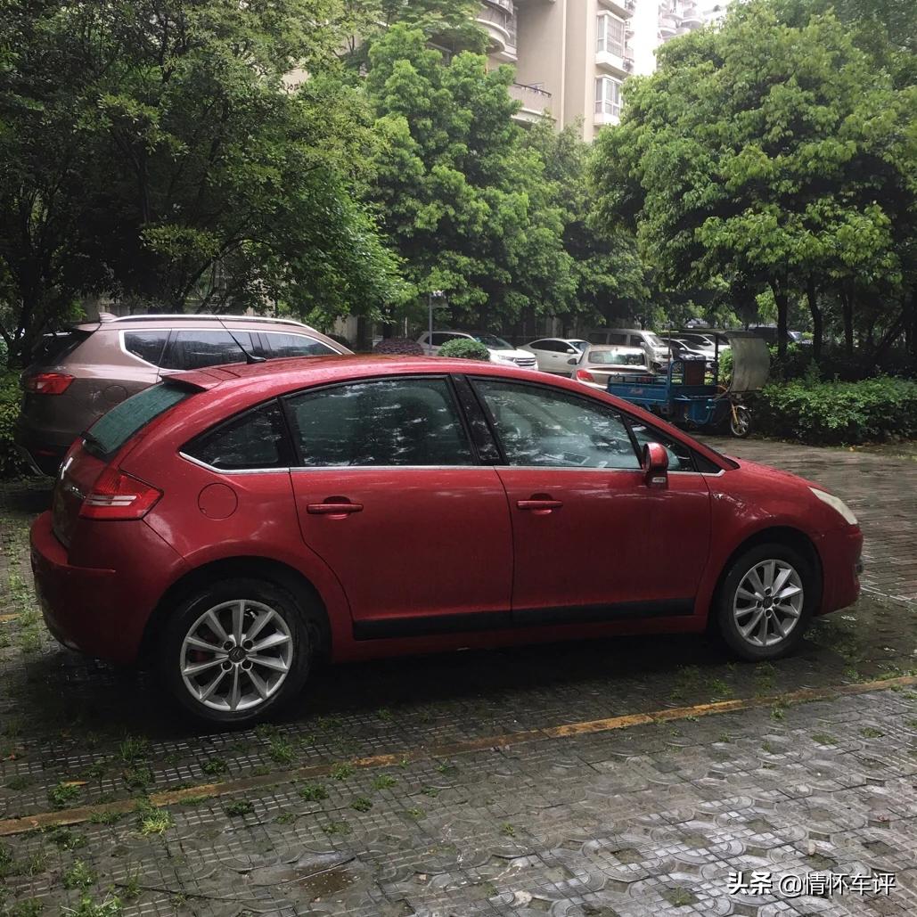 雪铁龙世嘉2.0手动挡的优缺点,雪铁龙世嘉两厢手动2.0优缺点