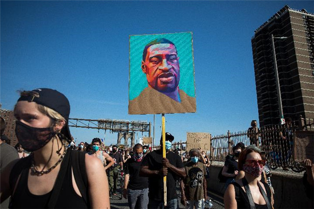 *力暴**文化深深扎根,赤身裸体的美国却一心想着“绊倒”中国