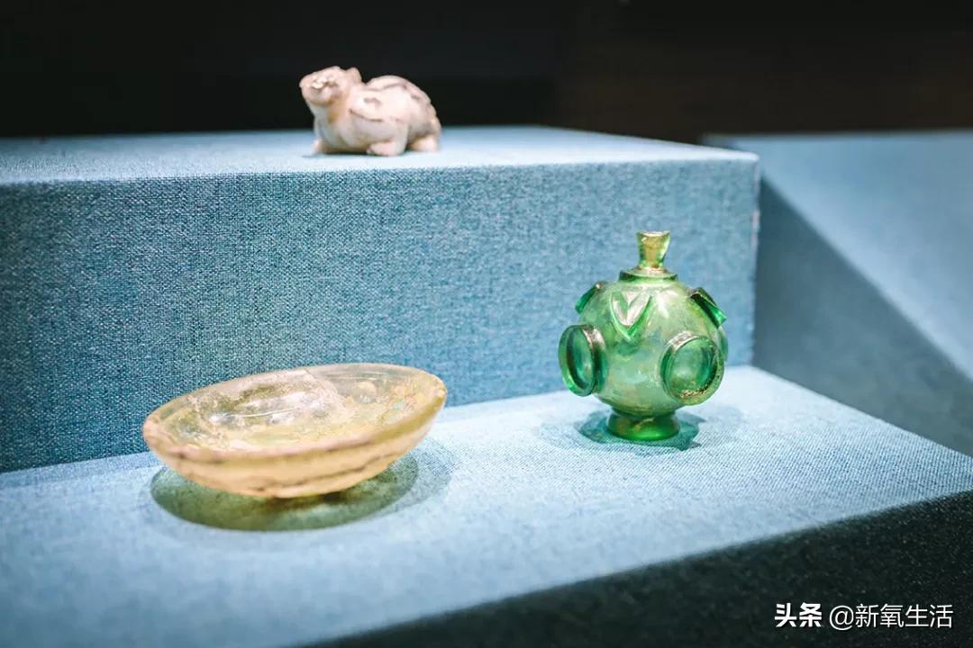 是心动啊眼神躲不掉歌名,是心动啊展览