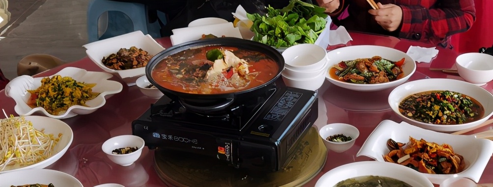 赏春图鉴丨赏花海、品清茶、尝美食...乌当百宜镇这条宝藏春游线路,就等你来打卡啦!