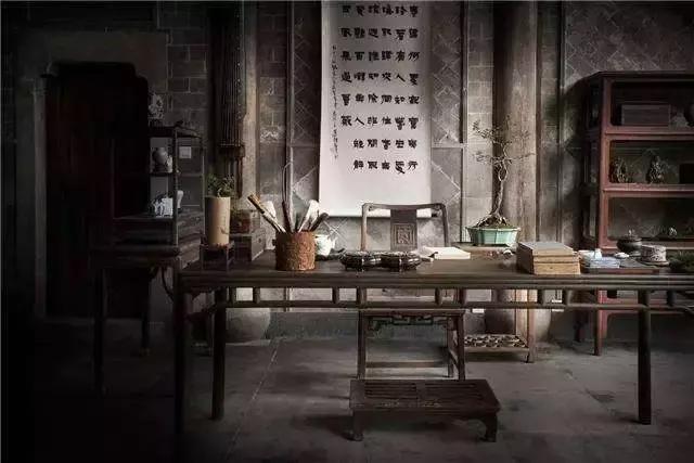 瓶花落砚香诗句,瓶花落砚香归的下一句是什么