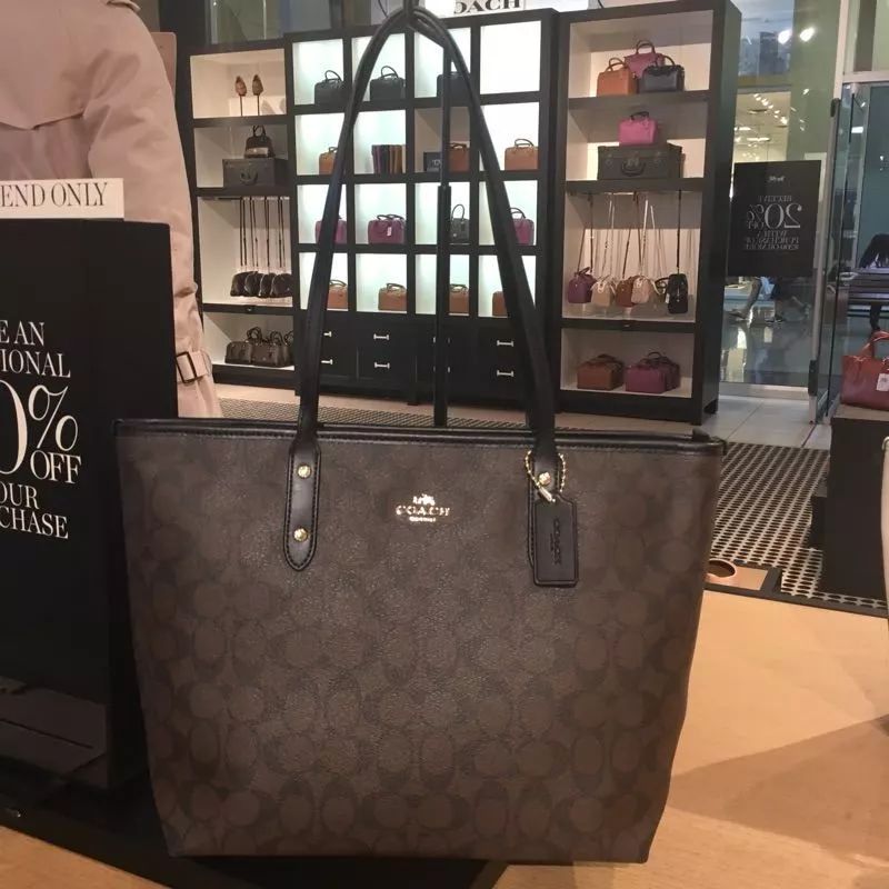 明星背guccimarmont,guccimarmont迷你款黑红边