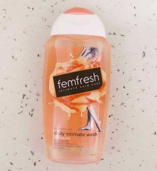 王鸥最美露脐装,王鸥咖啡色裙写真