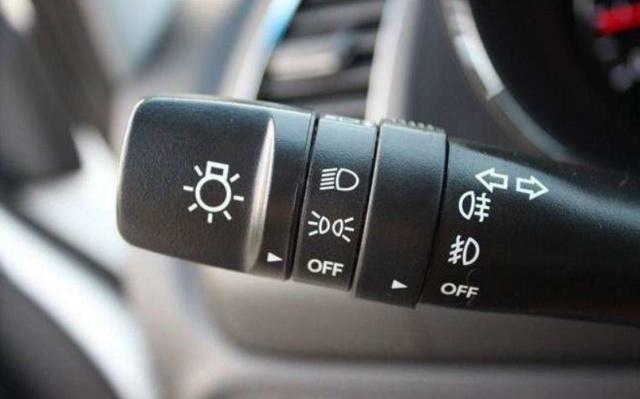 科目三又挂科?应变能力差?记住这六条,还怕什么科目三