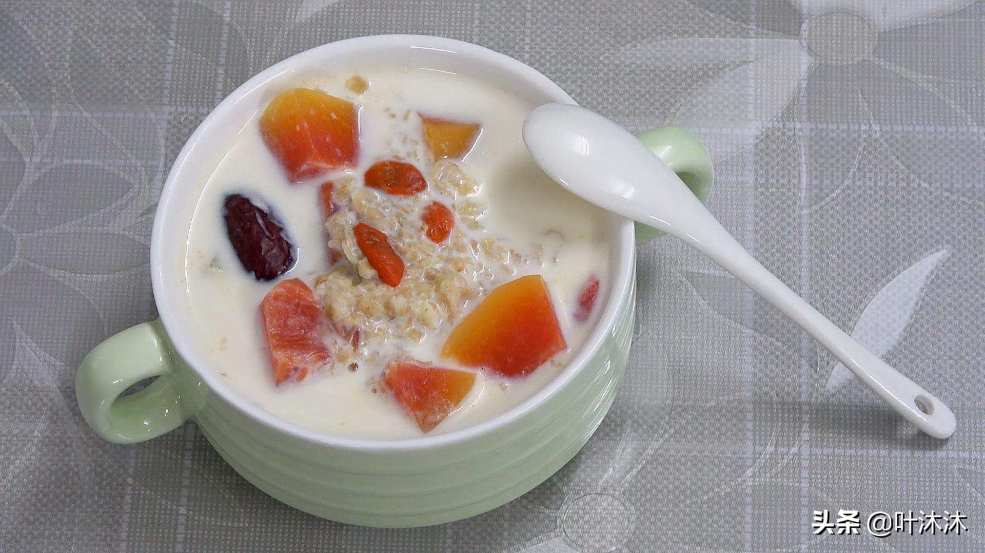 牛奶冰糖炖木瓜的做法窍门,木瓜炖牛奶的正确做法全过程