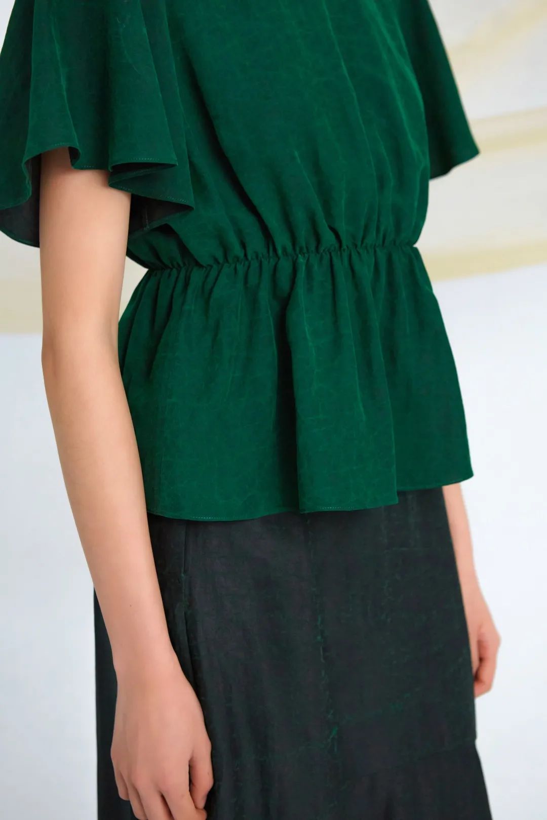 新品上市|夏日物语系列,轻盈如云,垂坠如水