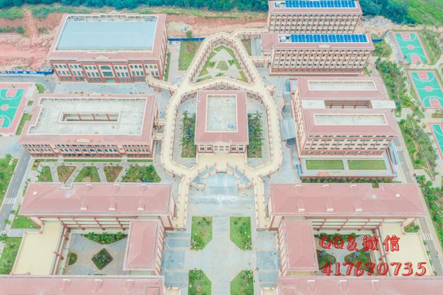 文昌学校清华附中操场,文昌清华附中照片