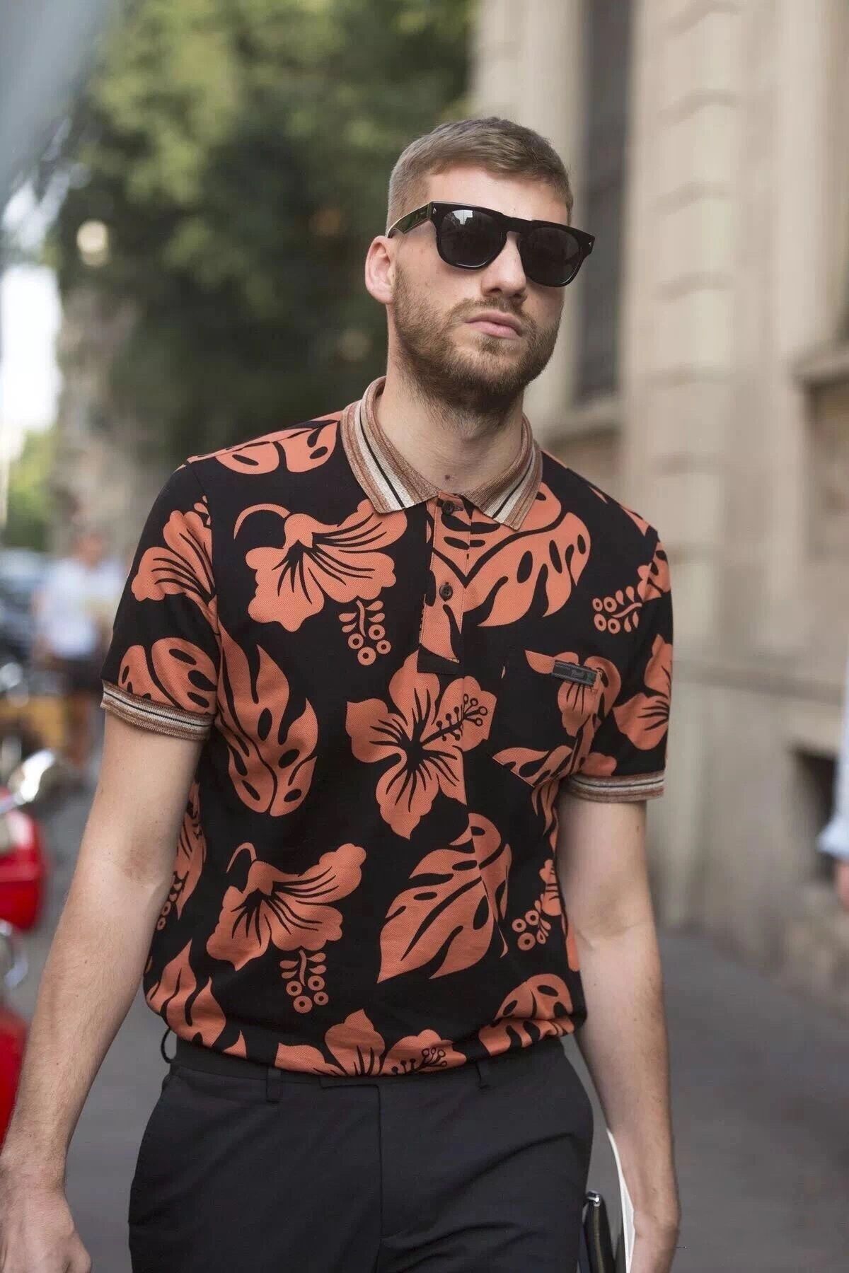 白t恤多种穿搭法男,男人一件t恤30种搭配怎么穿都时髦